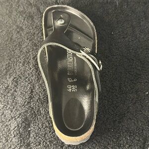 SINGLE SHOE! Birkenstock Gizeh Essentials SINGLE RIGHT Sandal | Sz 40